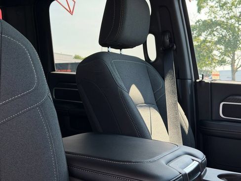 New 2026 RAM 3500 Big Horn AWD/4WD image 37