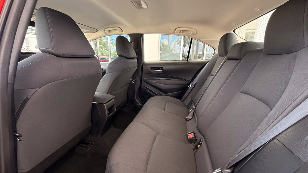 Used 2021 Toyota Corolla LE FWD image 7