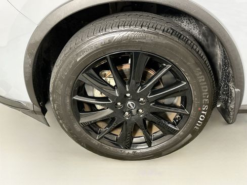 Used 2024 Nissan Murano SV w/ SV Midnight Edition Package FWD image 11