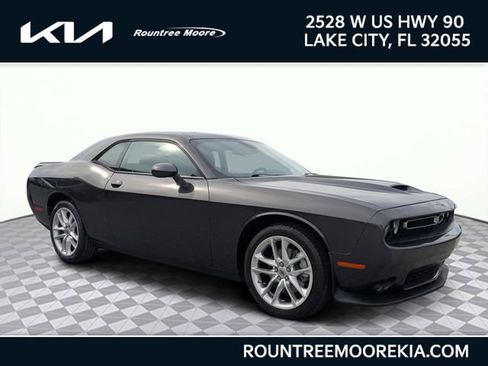 Used 2022 Dodge Challenger GT image 1