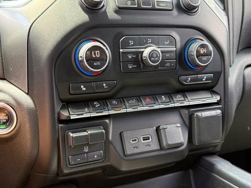 Used 2019 Chevrolet Silverado 1500 RST w/ All-Star Edition AWD/4WD image 21