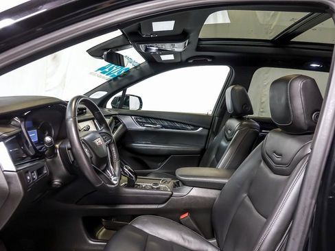 Certified 2024 Cadillac XT6 Premium Luxury w/ LPO, Floor Liner Package image 13
