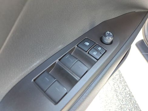 Certified 2021 Toyota Camry SE image 14