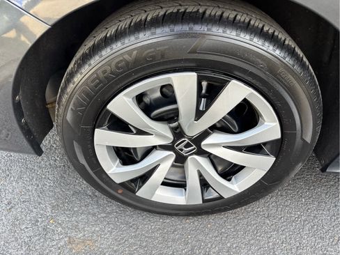 Certified 2024 Honda Civic LX image 23