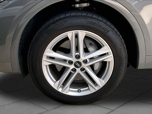 Used 2023 Audi Q5 e Premium w/ Convenience Package AWD/4WD image 11