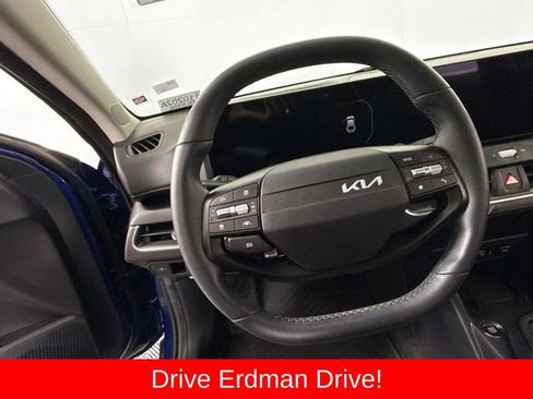 Used 2025 Kia K4 EX FWD image 11