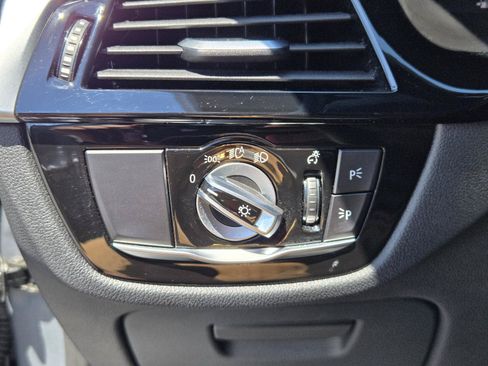 Used 2023 BMW 530i w/ Convenience Package RWD image 18