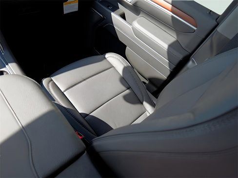 New 2026 GMC Sierra 2500 Denali w/ Denali Reserve Package image 27