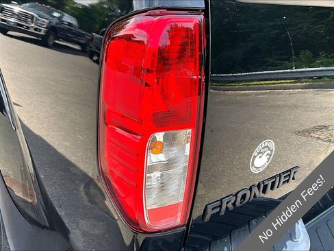 Used 2019 Nissan Frontier SV w/ Value Truck Package AWD/4WD image 28