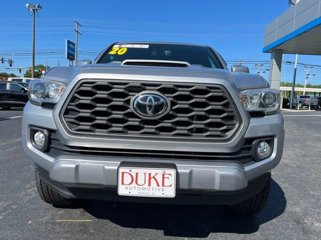 Used 2020 Toyota Tacoma TRD Sport AWD/4WD image 2