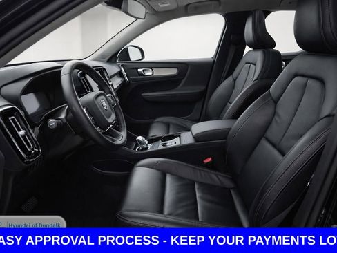 Used 2023 Volvo XC40 B5 Ultimate AWD/4WD image 6