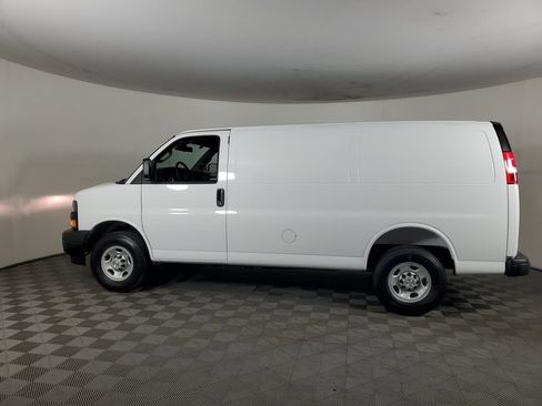 New 2026 Chevrolet Express 2500 w/ Driver Convenience Package RWD image 7