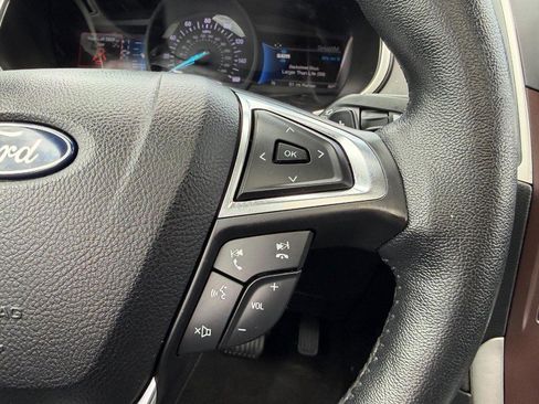 Used 2021 Ford Edge SEL w/ Convenience Package AWD/4WD image 15