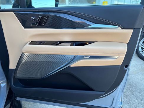 New 2026 Cadillac Escalade IQ Luxury 2 w/ LPO, Floor Liner Package image 54