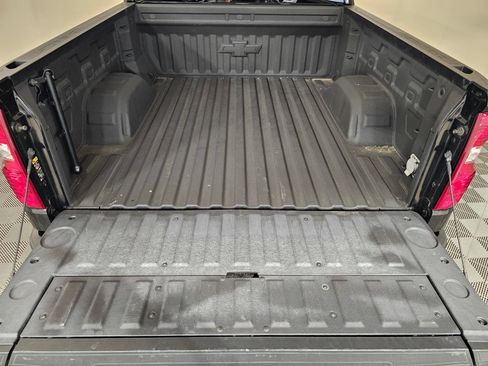 Used 2022 Chevrolet Silverado 1500 Custom Trail Boss AWD/4WD image 18