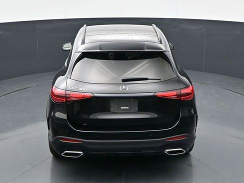 Used 2023 Mercedes-Benz GLC 300 image 32