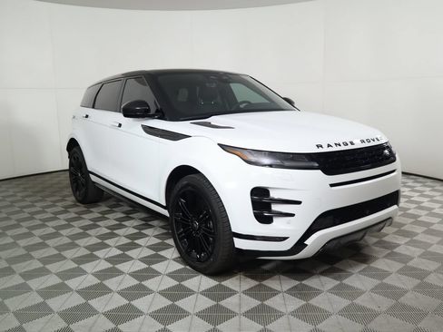 Used 2025 Land Rover Range Rover Evoque Dynamic SE AWD/4WD image 3