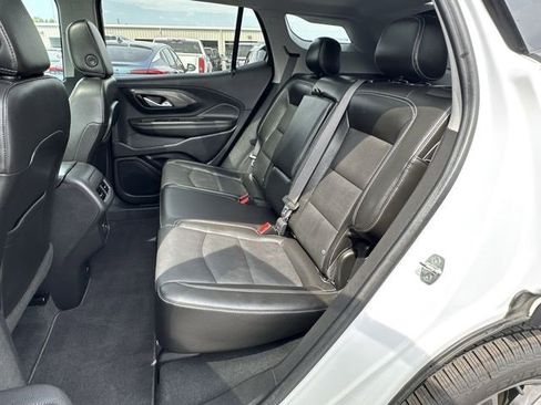 Certified 2022 GMC Terrain SLT w/ Infotainment Package II image 26