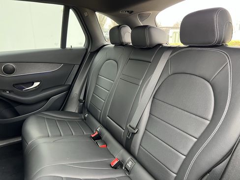 Certified 2021 Mercedes-Benz GLC 300 4MATIC image 33