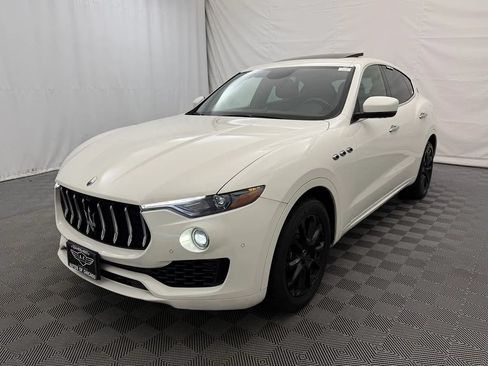 Used 2020 Maserati Levante S AWD/4WD image 2