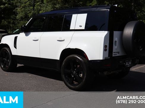 Used 2023 Land Rover Defender 110 X-Dynamic SE AWD/4WD image 8