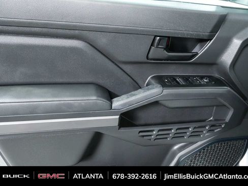 Used 2024 Toyota Tacoma SR5 AWD/4WD image 6