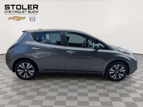 Used 2015 Nissan Leaf SL w/ Premium Package FWD image 6
