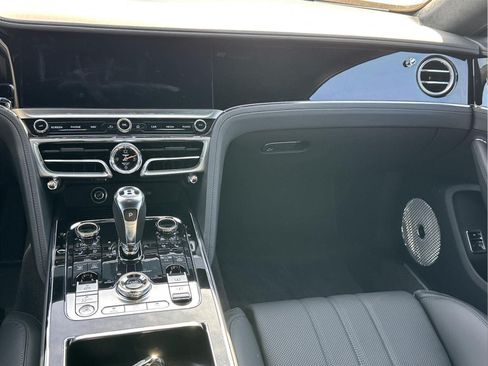 New 2026 Bentley Flying Spur Plug-In Hybrid AWD/4WD image 39
