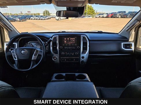 Used 2021 Nissan Titan SV w/ Accessory Utility Package image 19
