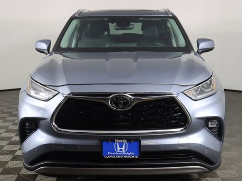 Used 2022 Toyota Highlander Platinum image 15