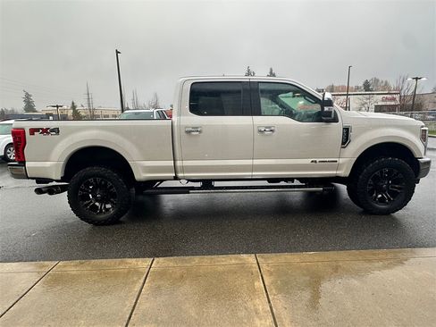 Used 2018 Ford F350 Lariat w/ Lariat Ultimate Package image 6