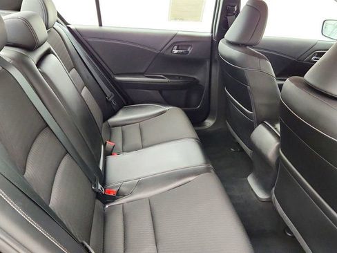 Used 2016 Honda Accord Sport image 23
