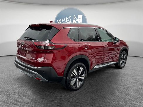 Used 2023 Nissan Rogue SL w/ SL Premium Package image 3