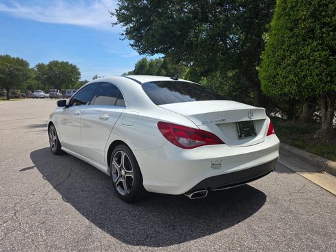 Used 2014 Mercedes-Benz CLA 250 image 3