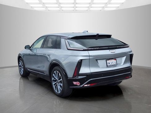 Used 2024 Cadillac Lyriq Sport AWD/4WD image 4
