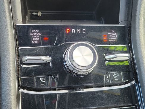 Used 2023 Jeep Grand Cherokee Overland image 26