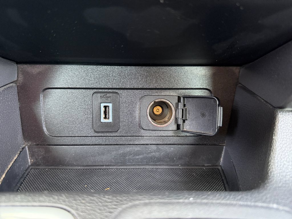 Used 2018 Ford Escape S FWD image 33