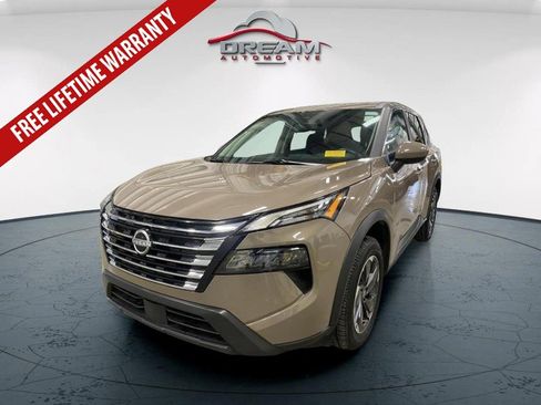 Used 2025 Nissan Rogue SV FWD image 4