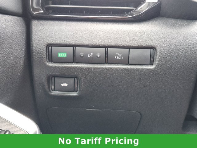 Certified 2025 Nissan Sentra SR w/ SR Premium Package FWD image 21