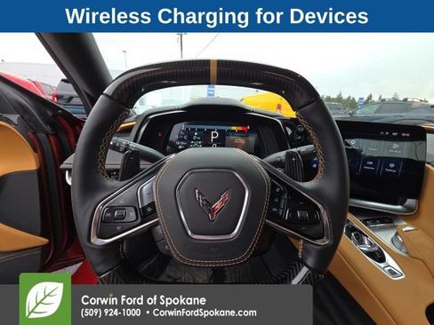 Used 2025 Chevrolet Corvette Z06 RWD image 13