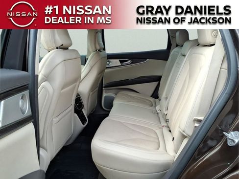 Used 2020 Lincoln Nautilus Reserve w/ Equipment Group 202A image 25