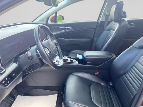 Certified 2025 Kia Sportage SX Prestige AWD/4WD image 21