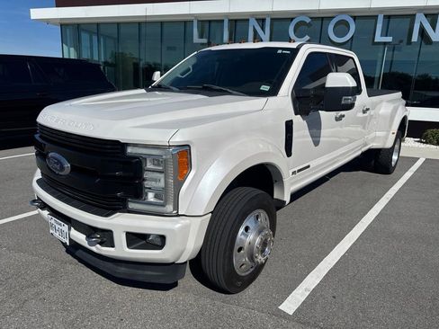 Used 2018 Ford F450 Limited AWD/4WD image 2