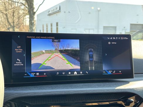 Used 2026 BMW 330i Sedan w/ M Sport Package image 26