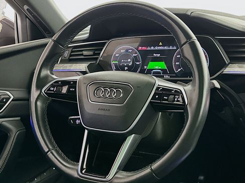 Used 2024 Audi Q8 e-tron Prestige w/ Prestige Package image 8