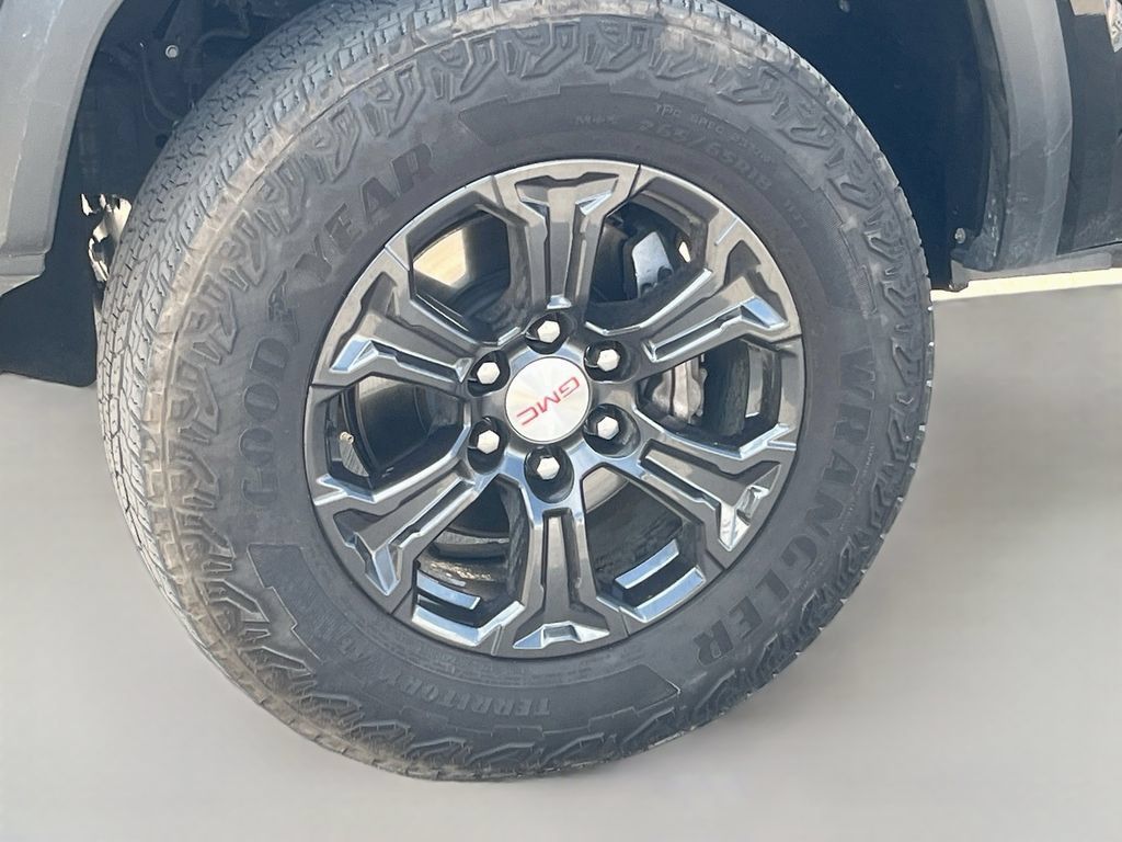 Used 2024 GMC Canyon Elevation w/ Convenience Package RWD image 31