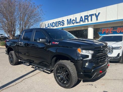 Used 2024 Chevrolet Silverado 1500 LT Trail Boss image 1