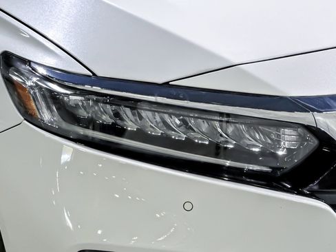 Certified 2020 Honda Accord Touring image 10