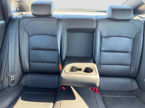 Used 2017 Chevrolet Malibu LT w/ Leather Package FWD image 21