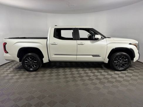 Used 2025 Toyota Tundra Platinum AWD/4WD image 11